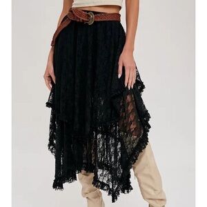 Bluivy Asymmetrical Lace Skirt